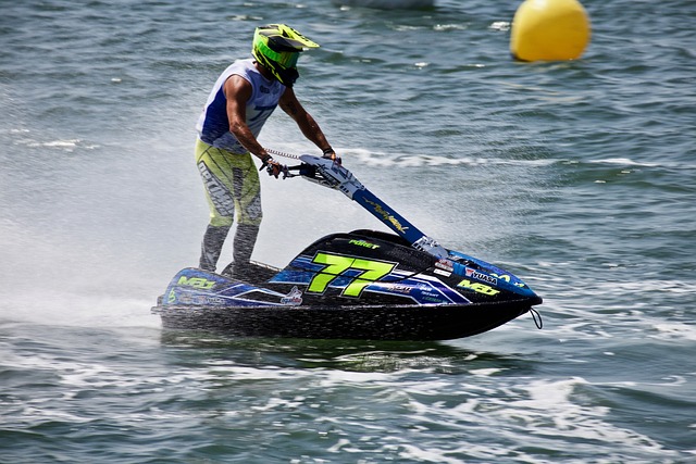 战的剑拔弩 战的剑拔弩